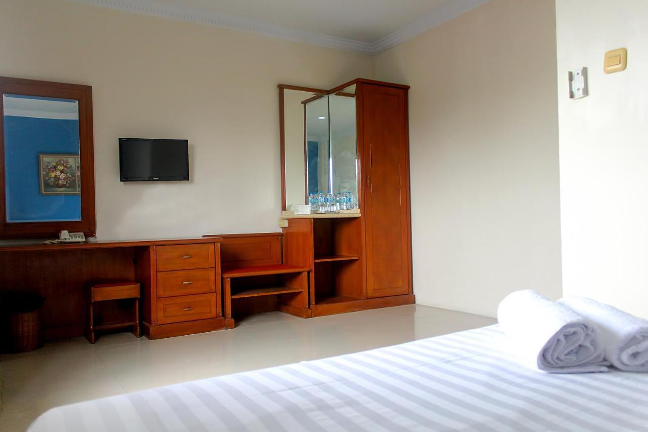 Emerald Hotel 2*