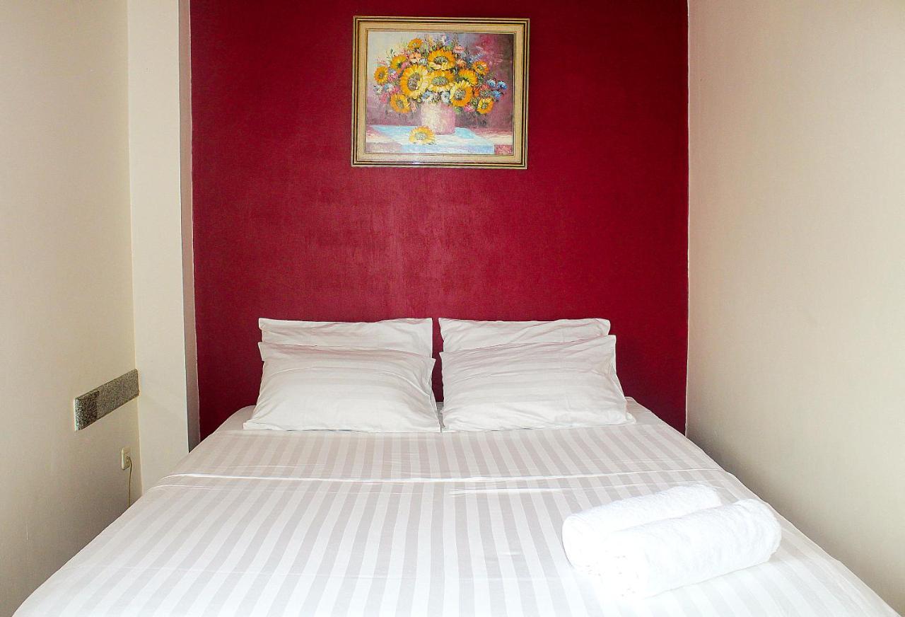 Hotel Emerald 2*